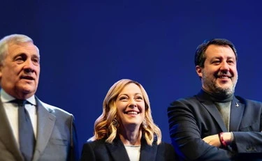 Fdi gongola, un sondaggio pazzesco: "La sinistra spera nel disastro, ma..."