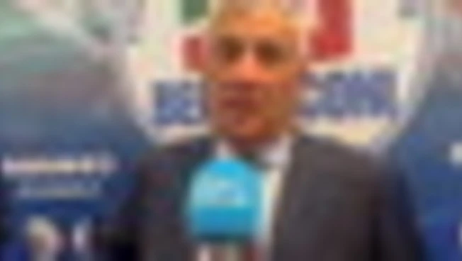 https://media.liberoquotidiano.it/6zPtAnGpOBc-8ZvXU1iNRRCzANh8UlfhQdKdBq_ltTU/width:800/quality:90/aW1hZ2VzLzIwMjUvMDkvMDQvMTEyMzQyNzU5LTZiOWE4NTBmLTZkYTUtNDUzZS1iZWEzLTNmYWRmNWZkNDBmMC5qcGc.webp