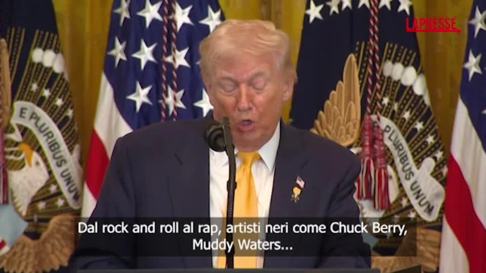 Donald Trump spiazza tutti: "Amo Nicki Minaj, ha una pelle così bella"