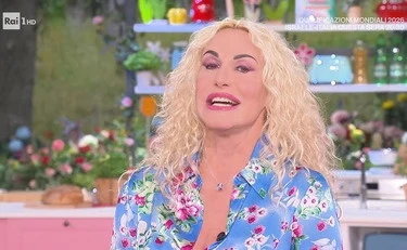 Antonella Clerici, ecco a chi cede il posto in Rai