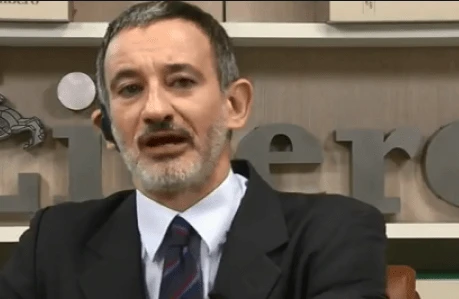 Pietro Senaldi spietato con Bonafede: "Se non fosse stato per il M5s l'avvocatino di Mazara del Vallo..."