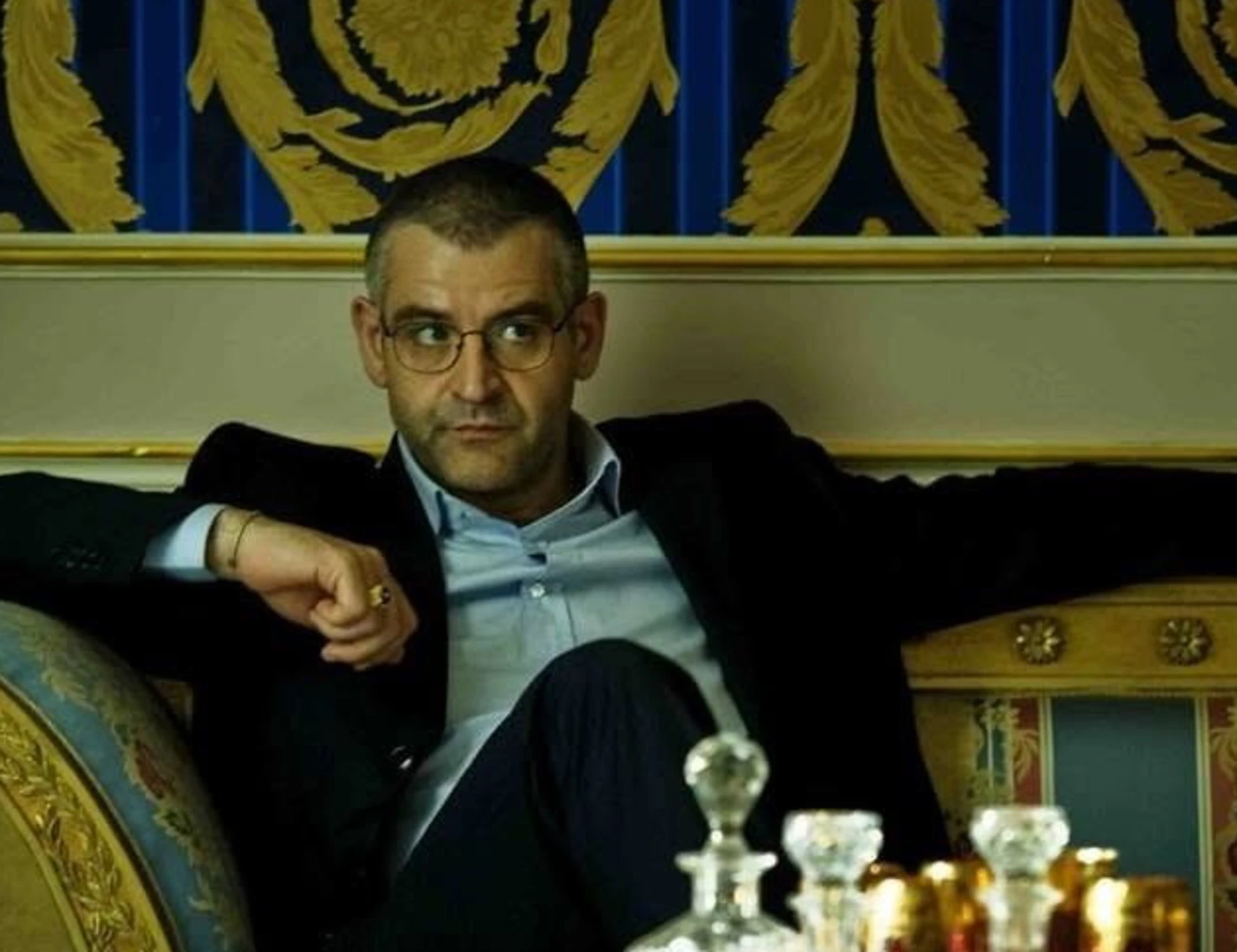 Paghe da fame e debiti, le vite da miserabili dei camorristi da piazza
