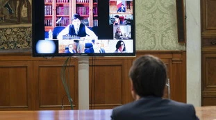 Dpcm, "altamente improbabile": la nuova zona bianca? Una "speranza" che sa di farsa: non riguarderà alcuna Regione (per settimane)