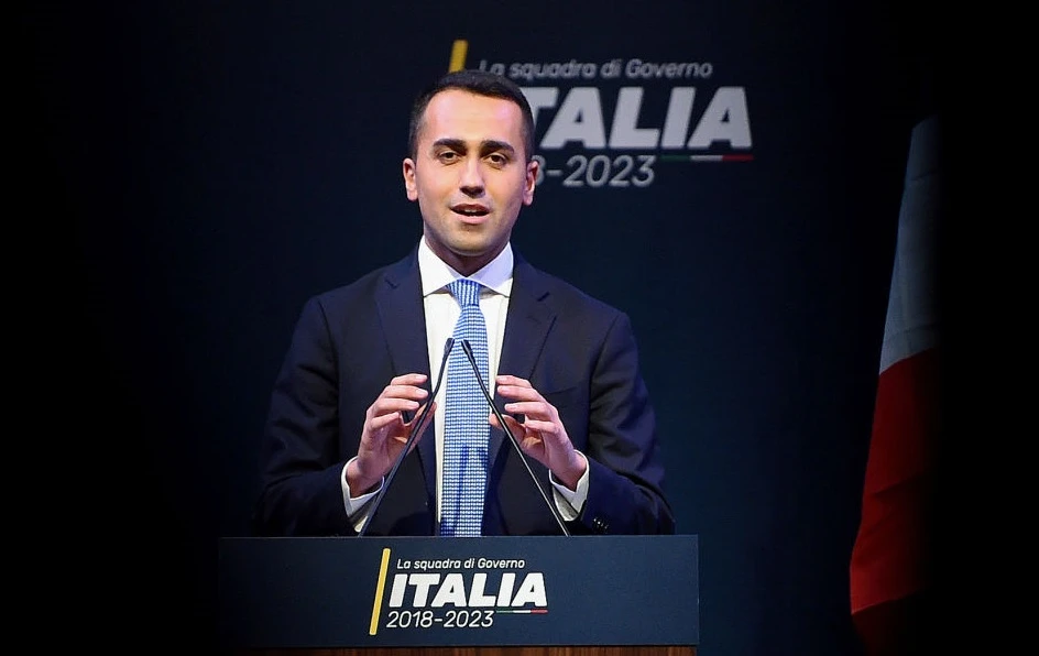 Luigi Di Maio pronto a rifiutare il mandato di Sergio Mattarella se non pieno