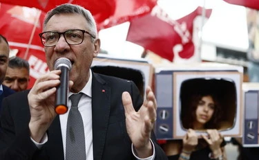 Landini invoca il referendum pro immigrati