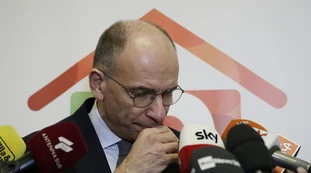 Sondaggio, Pd travolto: "Perché ha stufato gli italiani"