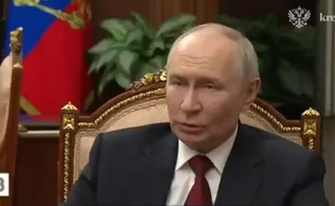 Putin, "accerchiati a Stary Oskol": lo Zar è in confusione mentale