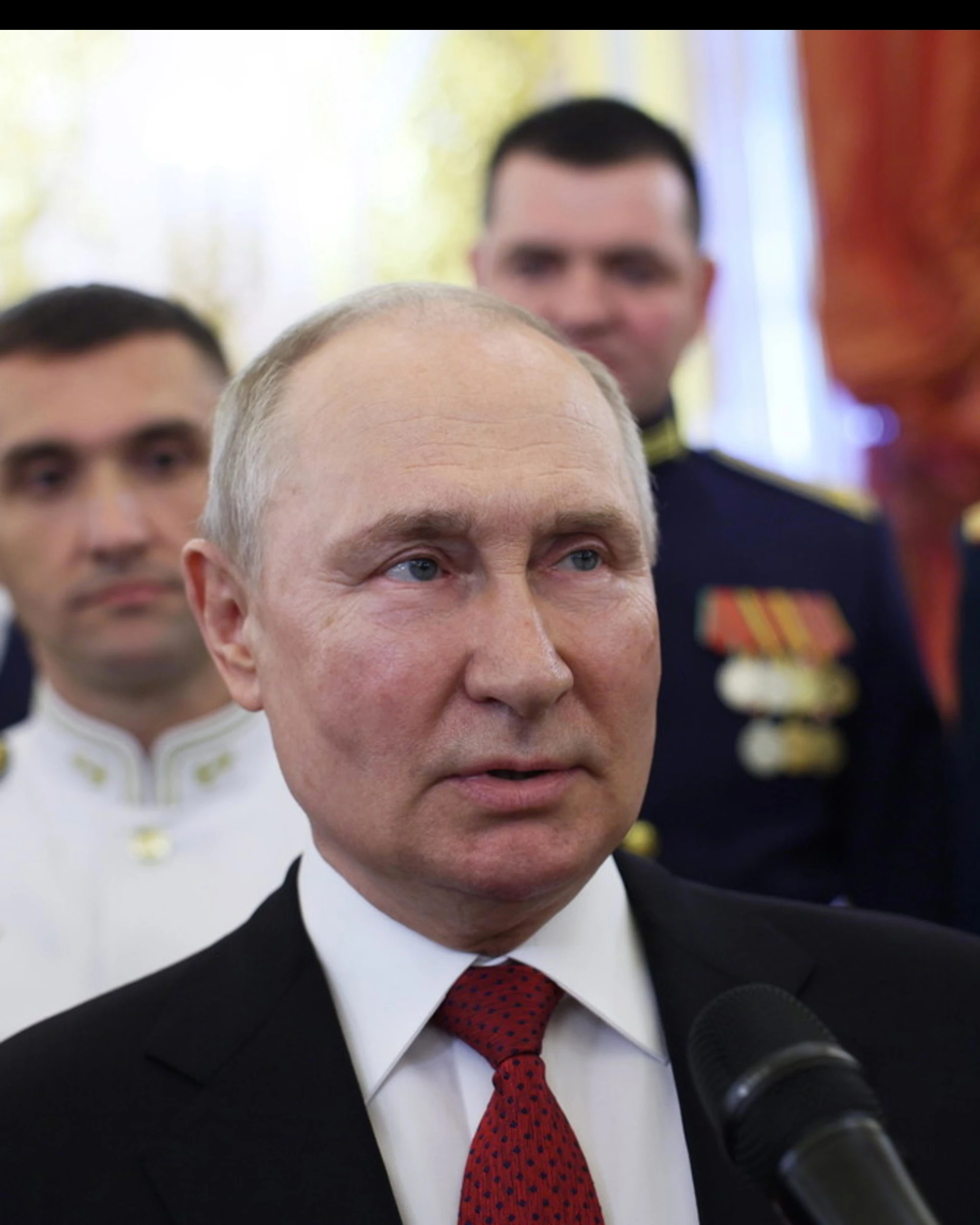 Putin martella Kiev, droni e morti. "Gli ucraini...", le parole che sconcertano il mondo