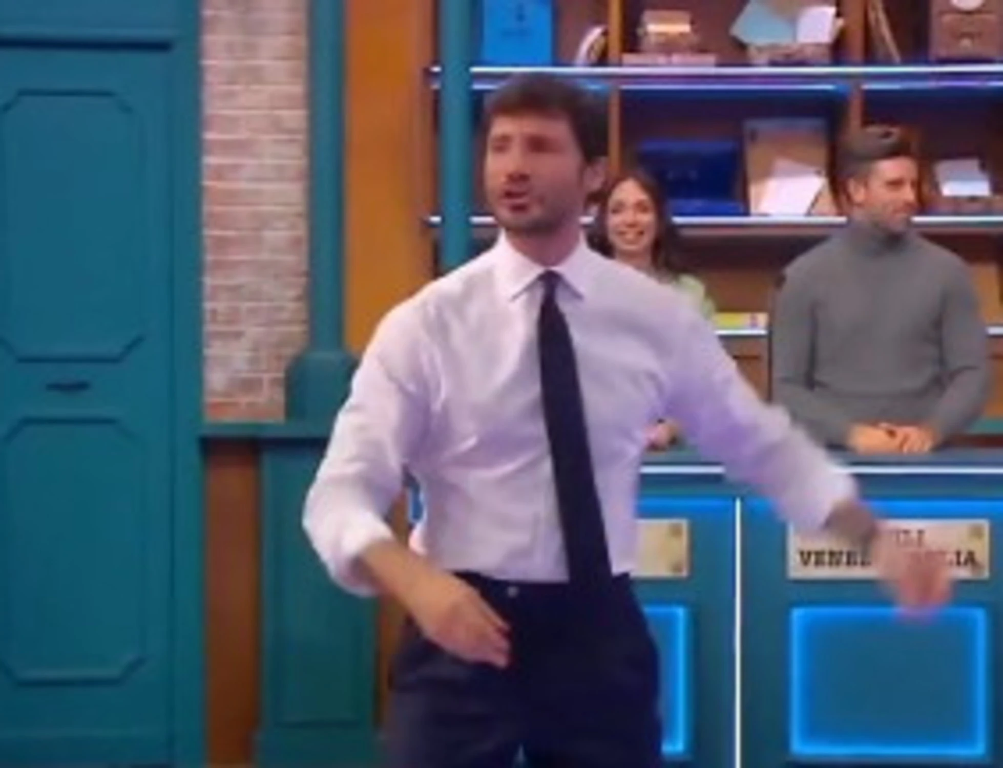 Affari Tuoi, Stefano De Martino sbotta con il concorrente: cala il gelo