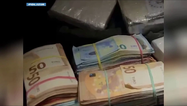 Maxi scambio tra tir e suv, sequestrati 30kg di droga: 2 arresti a Milano