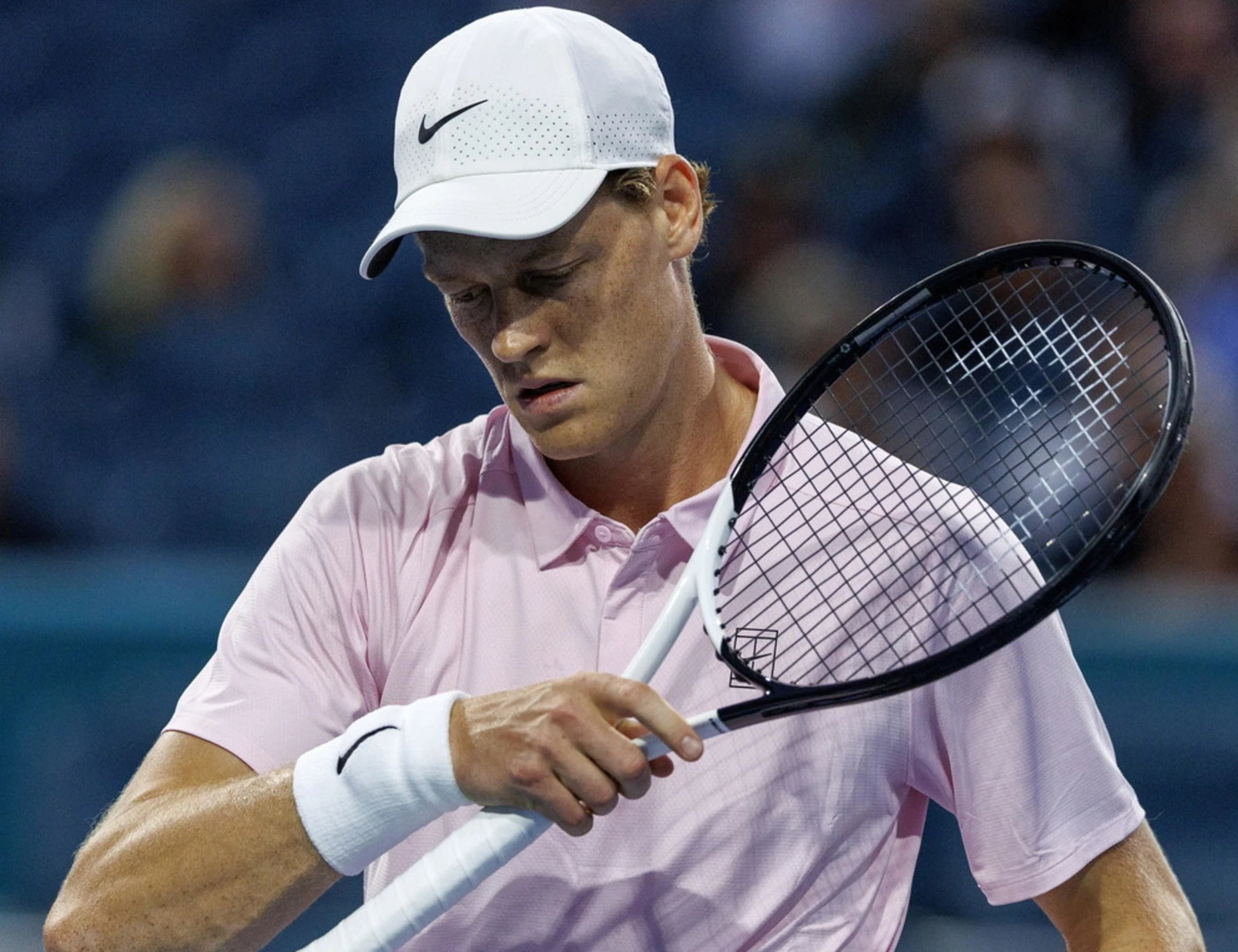 Jannik Sinner preoccupa gli italiani: "Devo aspettare giovedì"