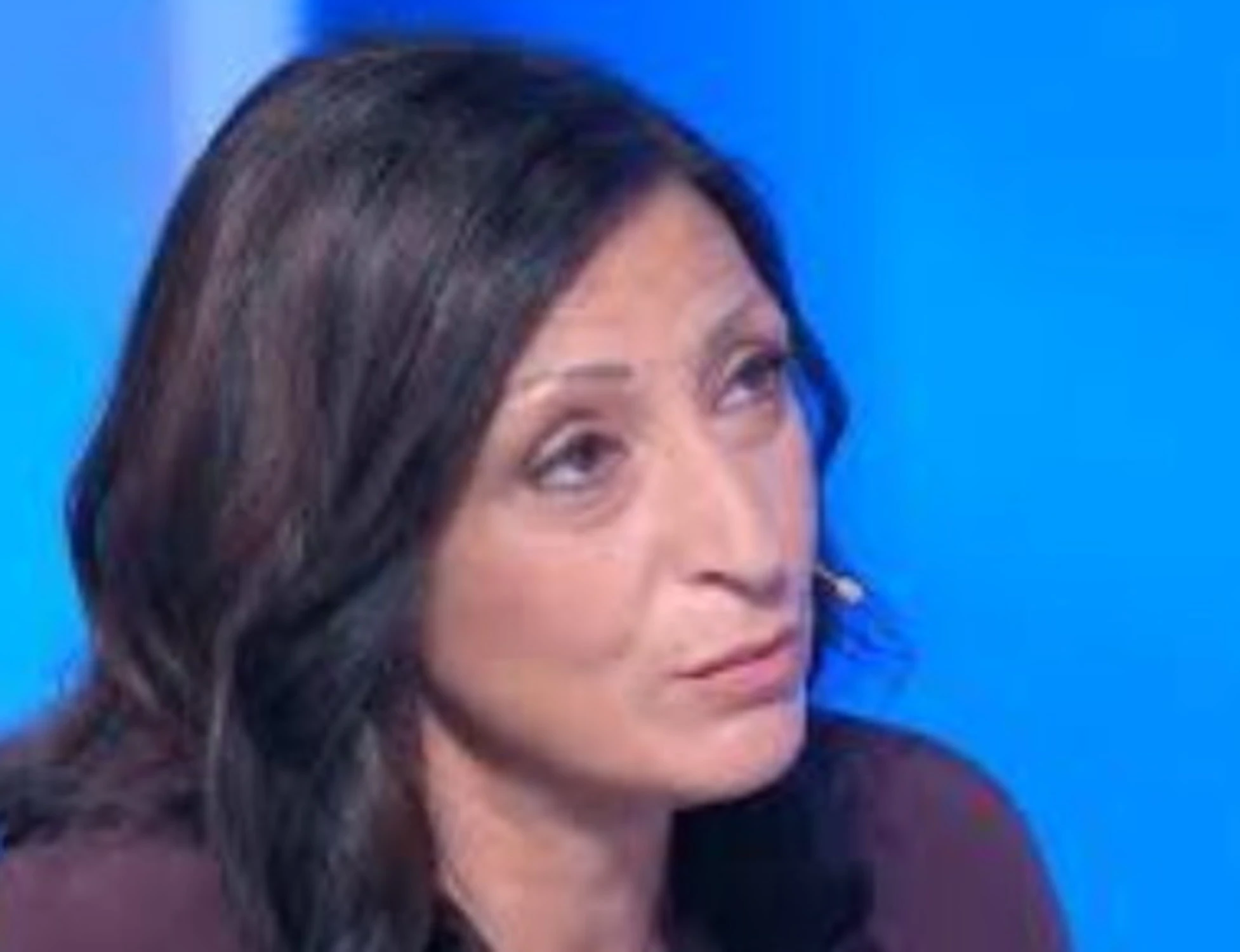 C'è posta per te, le corna triple estreme di Viviana. Come la gela il marito