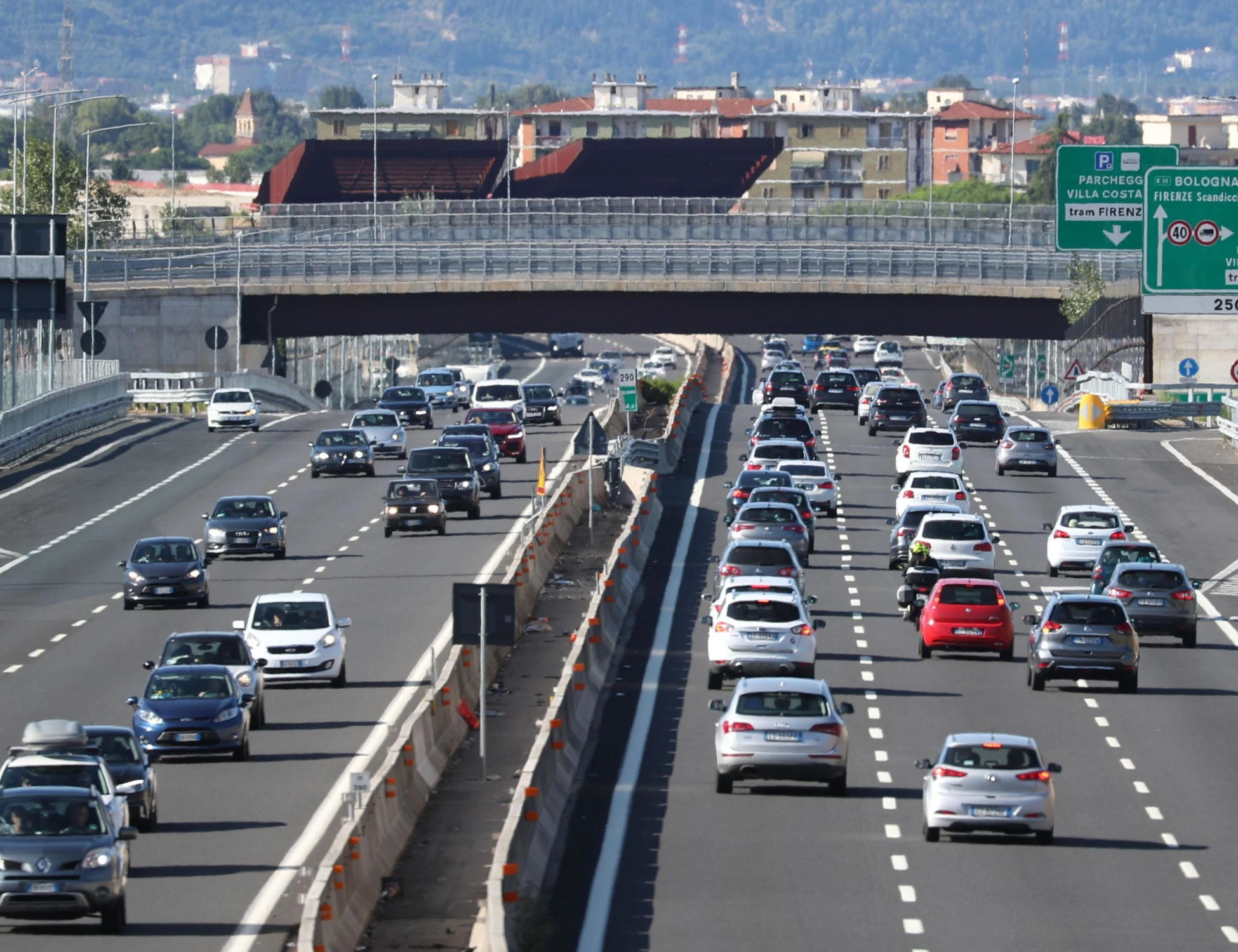 Auto, pec obbligatoria tutti i veicoli: quando arriva e cosa cambia