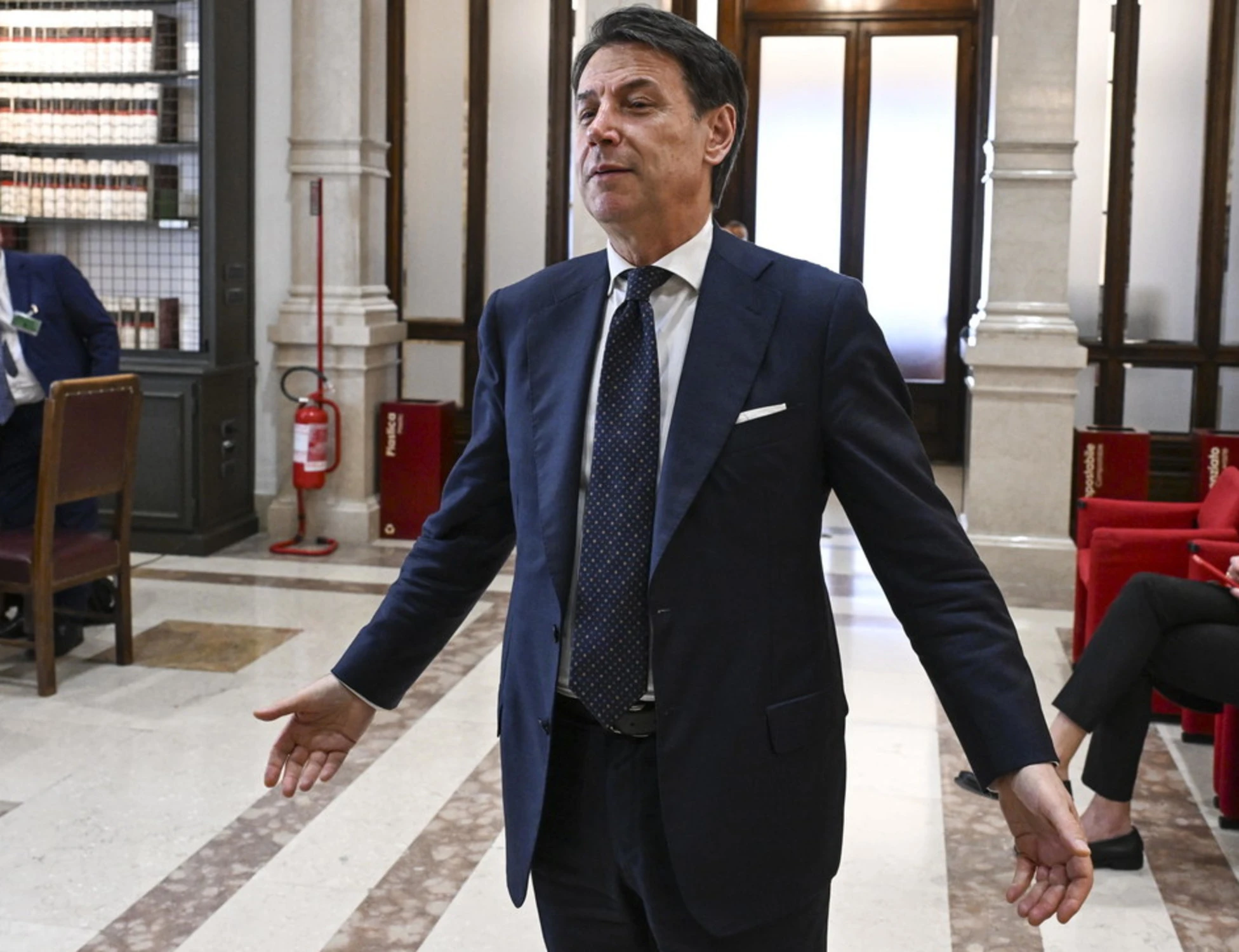 Mascherine false, la dogana sapeva ma nessuno applicò la norma: così sono passate quelle farlocche