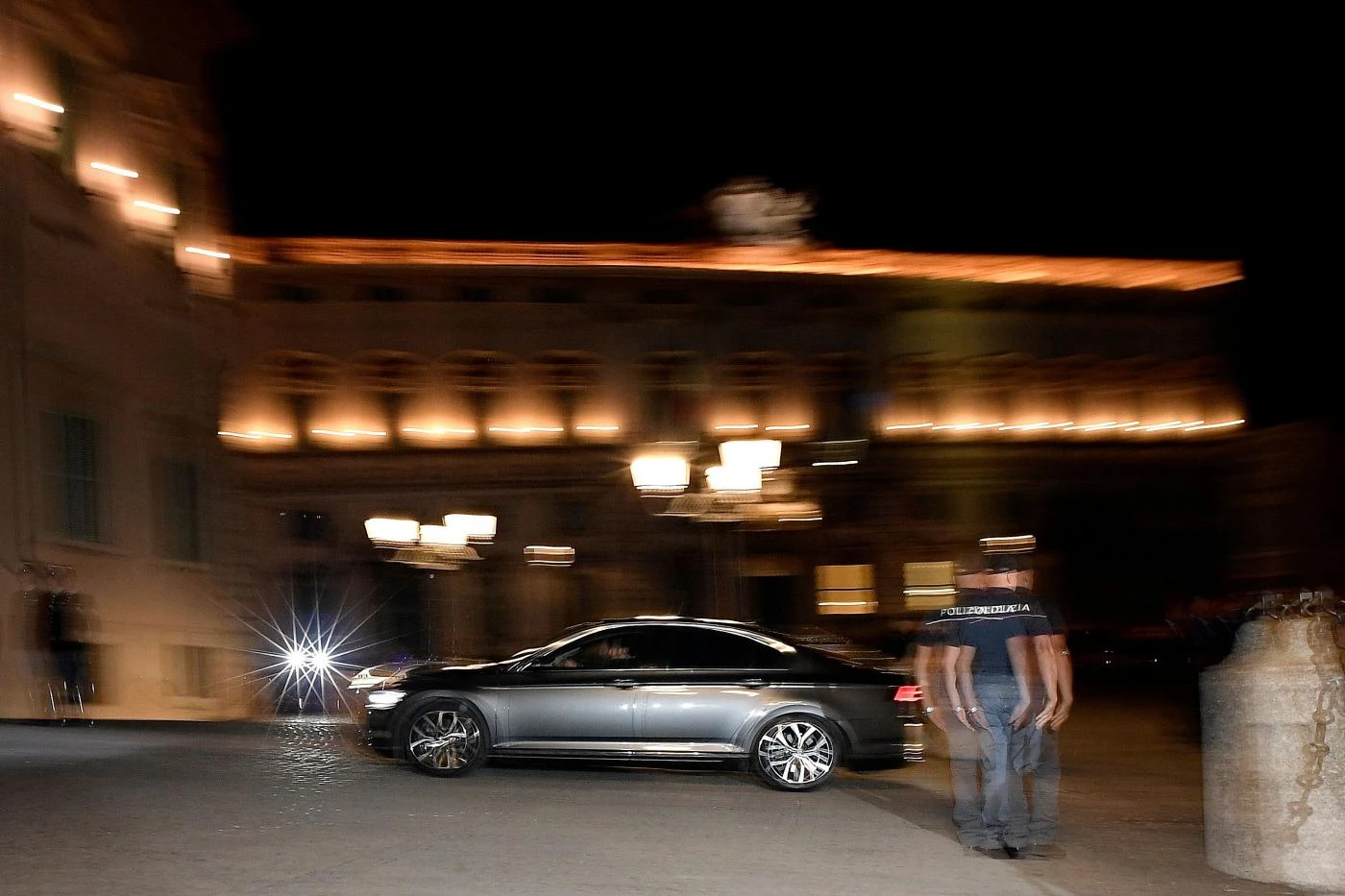 Vittorio Feltri e Giuseppe Conte, cosa non torna: "Questo è il vero problema", ci fregano ancora?