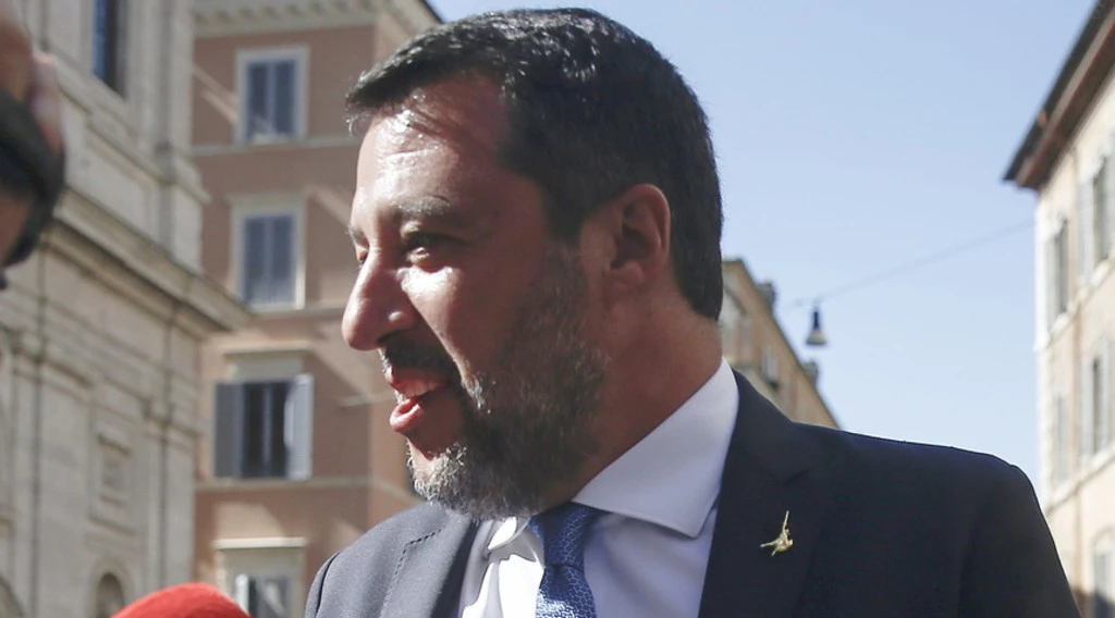 Matteo Salvini, un egiziano stupra una 13enne e lui sbotta: "Il 25 settembre tutti a casa"