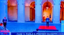 Rocco Casalino, Conte e la inquadratura in diretta. Luca Bizzarri: "Studiata apposta così sbilanciata, la ha chiesta lui?"