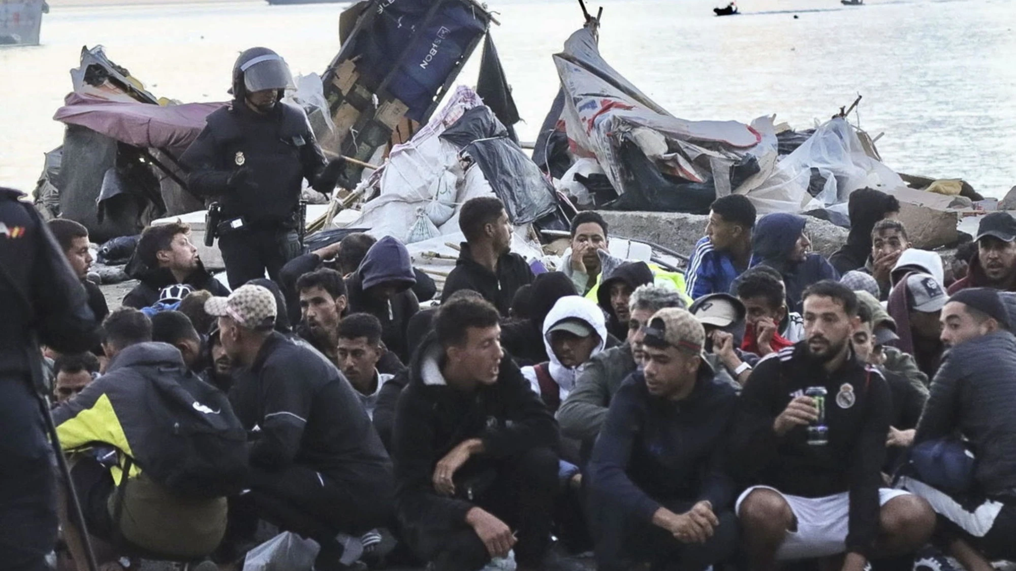 Italia e Spagna, ecco l'accordo su Schengen e migranti dopo la crisi di Ceuta