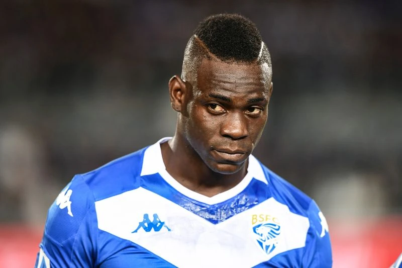 BALOTELLI REPLICA AL CAPO ULTRAS DEL VERONA "SIETE PICCOLI ESSERI"