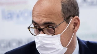 Nicola Zingaretti, lo sfogo con i fedelissimi: "Dossier finiti in una palude". Stufo di Giuseppe Conte