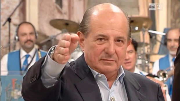 I fatti vostri, Giancarlo Magalli e l'addio alla Rai: "Chissà perché solo certi conduttori...". Dubbio soldi
