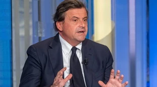Carlo Calenda, rivelazione-choc: "Chi ha finanziato la Bonino"