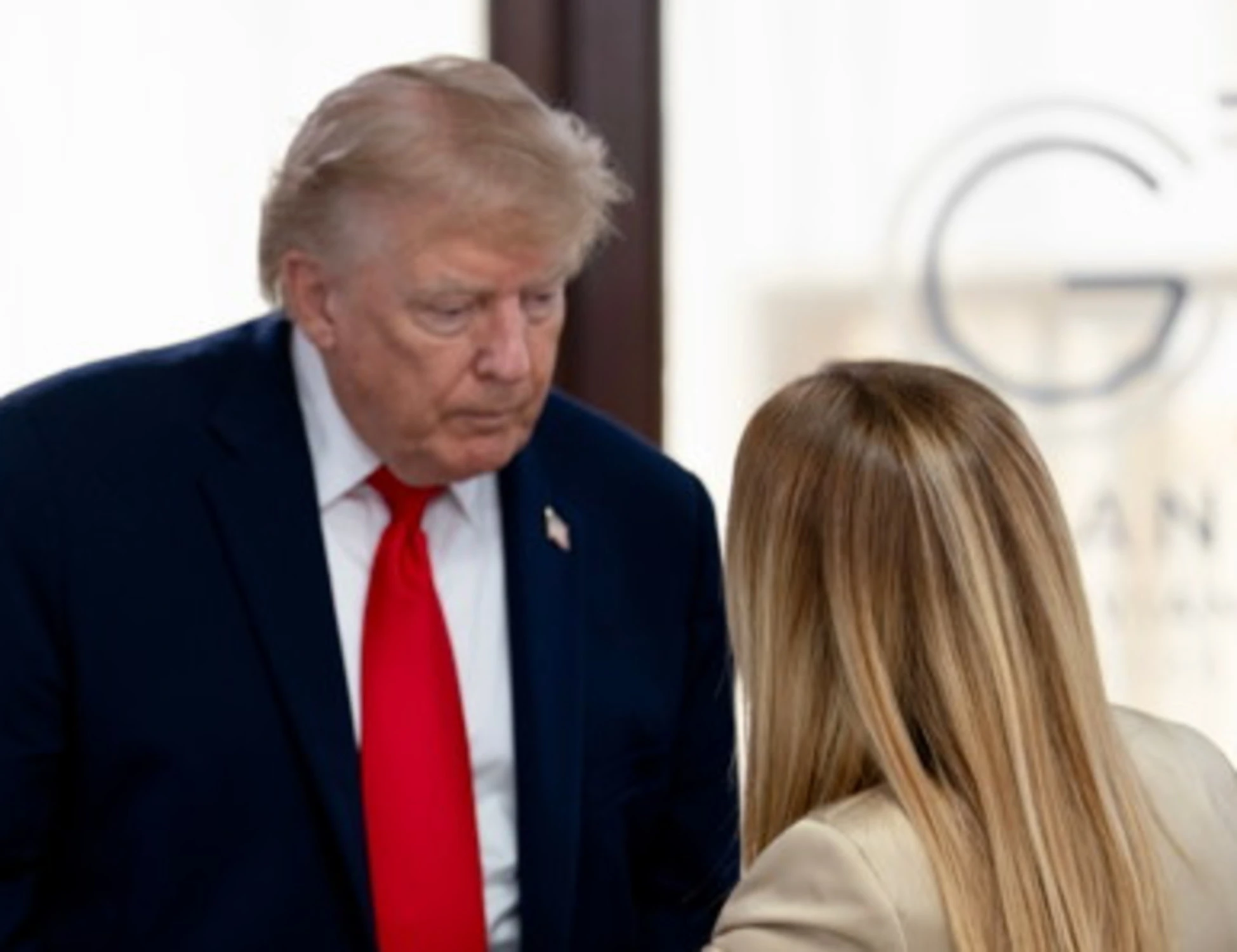 Donald Trump, Giordano Bruno Guerri: "Meloni non si sottomette, il cafone si vendica"