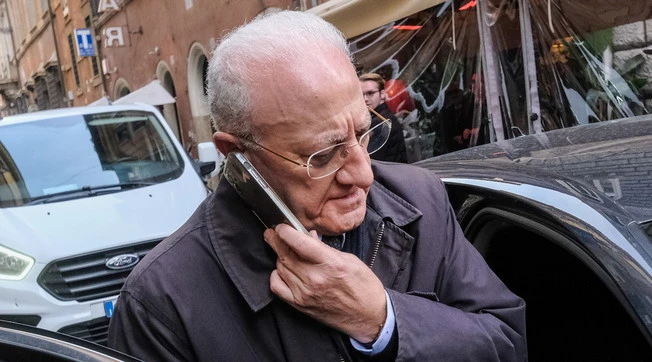 De Luca-Beppe Sala, il nuovo asse: come (e dove) vogliono fermare Elly Schlein