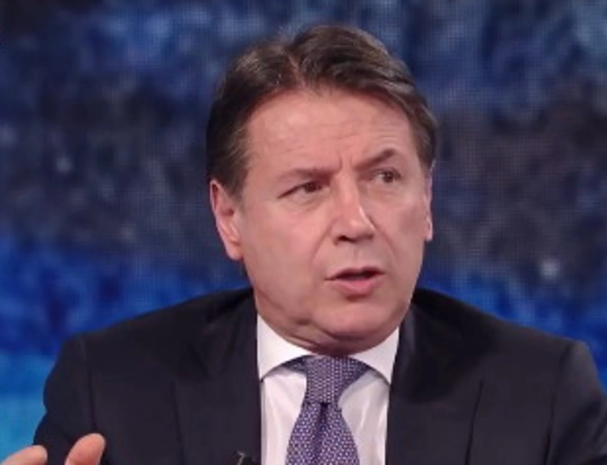 Giuseppe Conte si copre di ridicolo da Fazio: "M5s sempre stato progressista"