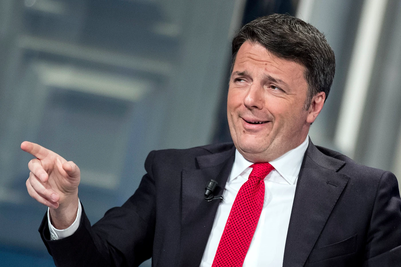 Sanremo 2020, Matteo Renzi: "Benigni straordinario". La risposta: "Per 10mila euro al minuto..."