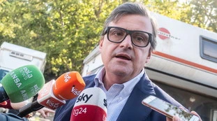 &nbsp;Carlo Calenda