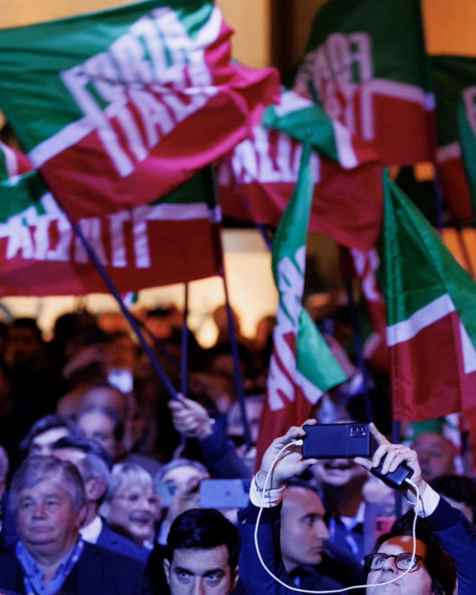 Azione, chi lascia Calenda per entrare in Forza Italia
