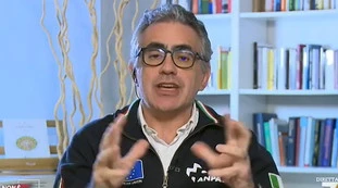 Fabrizio Pregliasco: "Hanno detto a mio figlio: 'Chi mette la mascherina ha paura'. Poi finisce come al Billionaire"