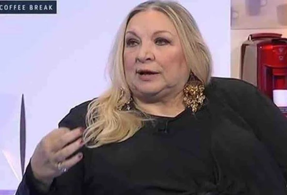 Maria Giovanna Maglie contro Virginia Raggi che balla con un immigrato: "Cosa vorrei adesso"