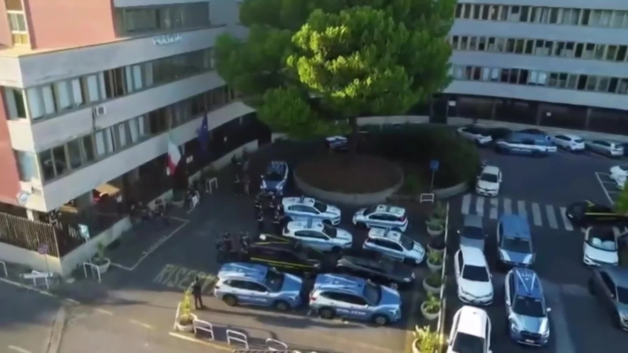 Piazze di spaccio al Quarticciolo e a Centocelle, 8 arresti della polizia