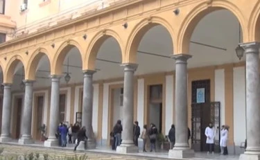 Palermo, "togliere l'amicizia agli ebrei su Fb": l'appello choc del docente