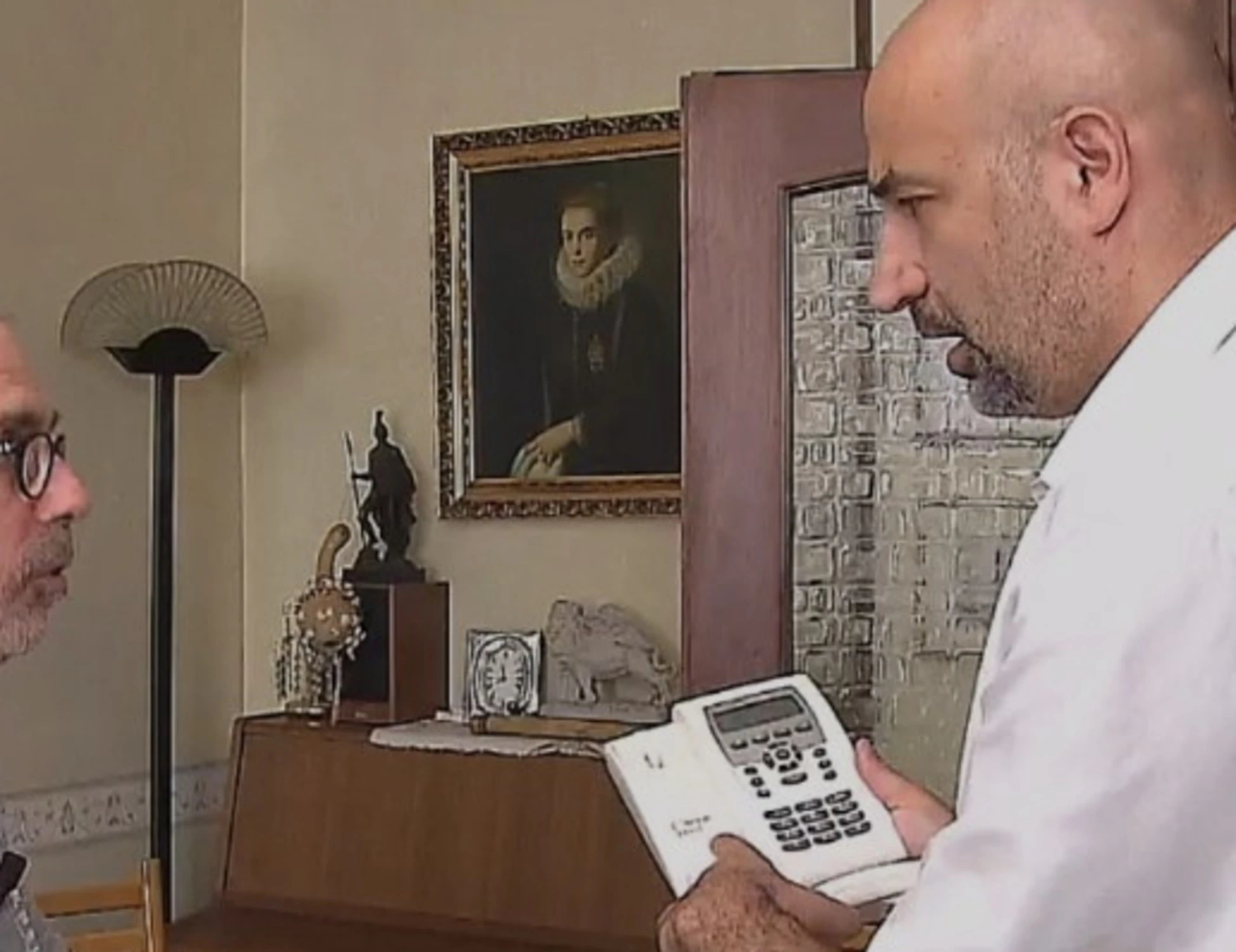 Garlasco, il mistero della macchia di sangue sul telefono: bomba di Chi l'ha visto?