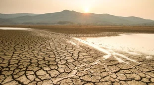 Riscaldamento globale, la clamorosa confessione nel report Onu: "Il riscaldamento non lo fa l'uomo"
