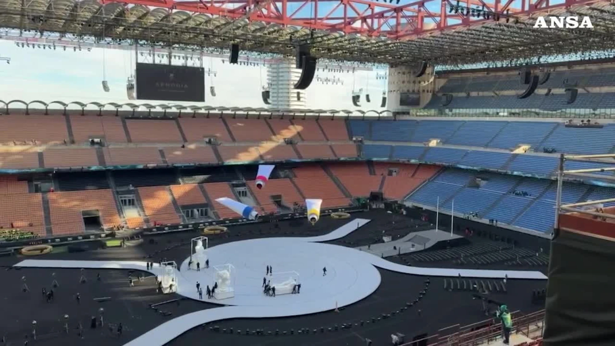 Milano-Cortina, i preparativi della cerimonia d'apertura a San Siro