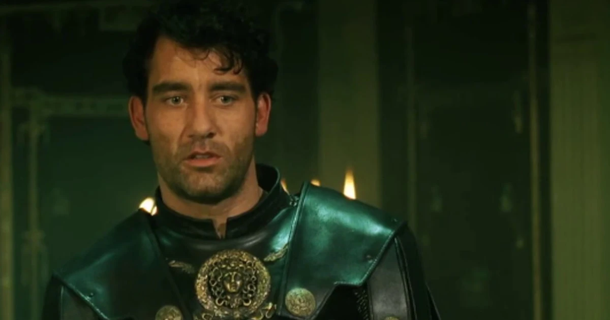 King Arthur, Clive e Keira in rampa di lancio