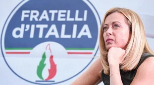 Giorgia Meloni contro Mario Draghi: "Parole di terrore, questa non è libertà". Green pass e vaccino, "la cosa più inquietante"