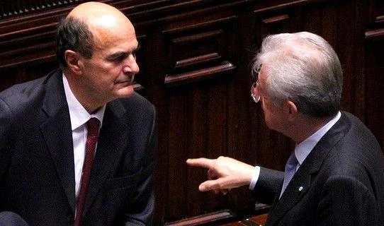 542x320