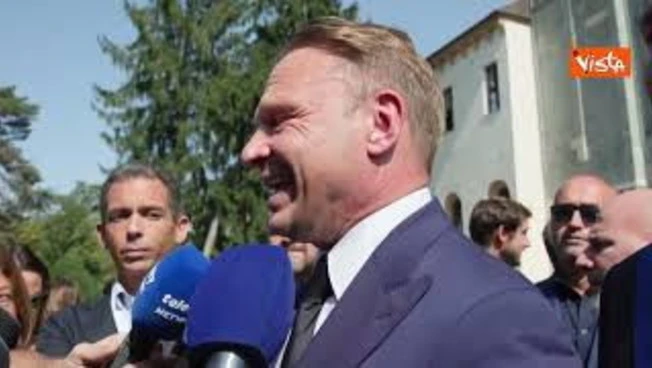 https://media.liberoquotidiano.it/7aRZYMB4QuskL2tE5T7osG6DFc631IEEM41LSorTVbg/width:800/quality:90/aW1hZ2VzLzIwMjUvMDkvMTIvMTMxODEyODcyLWZmMGFkNWYxLTExMGMtNGI5ZC1iYjE0LWJiMTA2NTljZWM1My5qcGc.webp