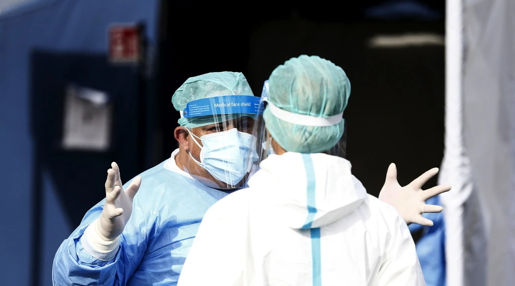 Coronavirus, bollettino 22 marzo: 386 morti e ospedali sempre più sotto pressione, ma calano i contagi
