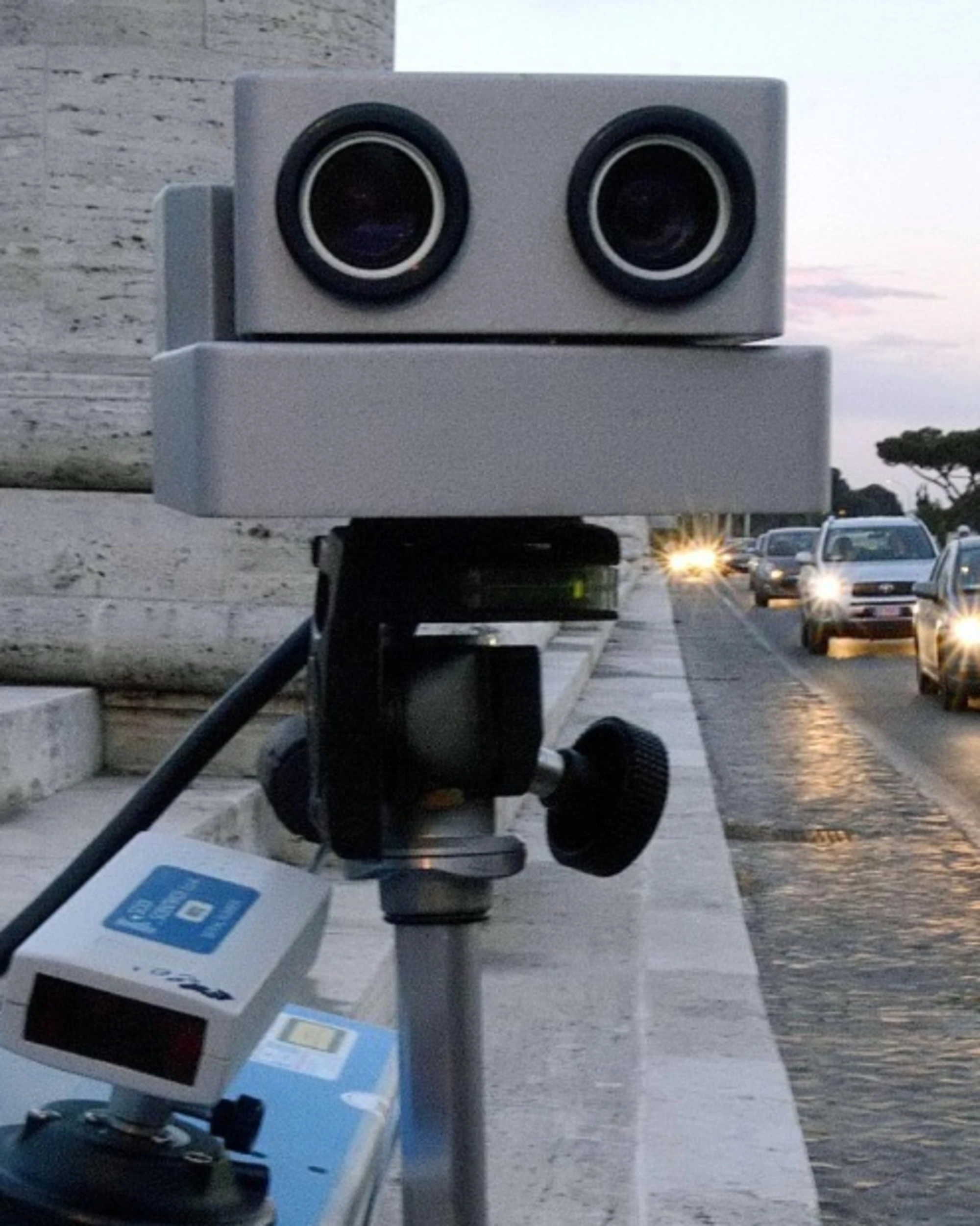 Autovelox, basta multe a sorpresa: ecco cosa cambia