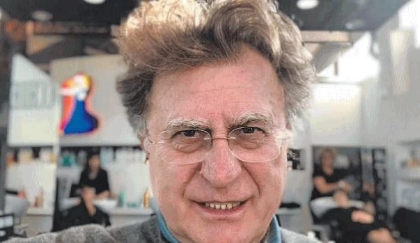 Sanremo 2020, Red Ronnie contro Amadeus: "Non capisce un caz*** di musica, Festival da boicottare"