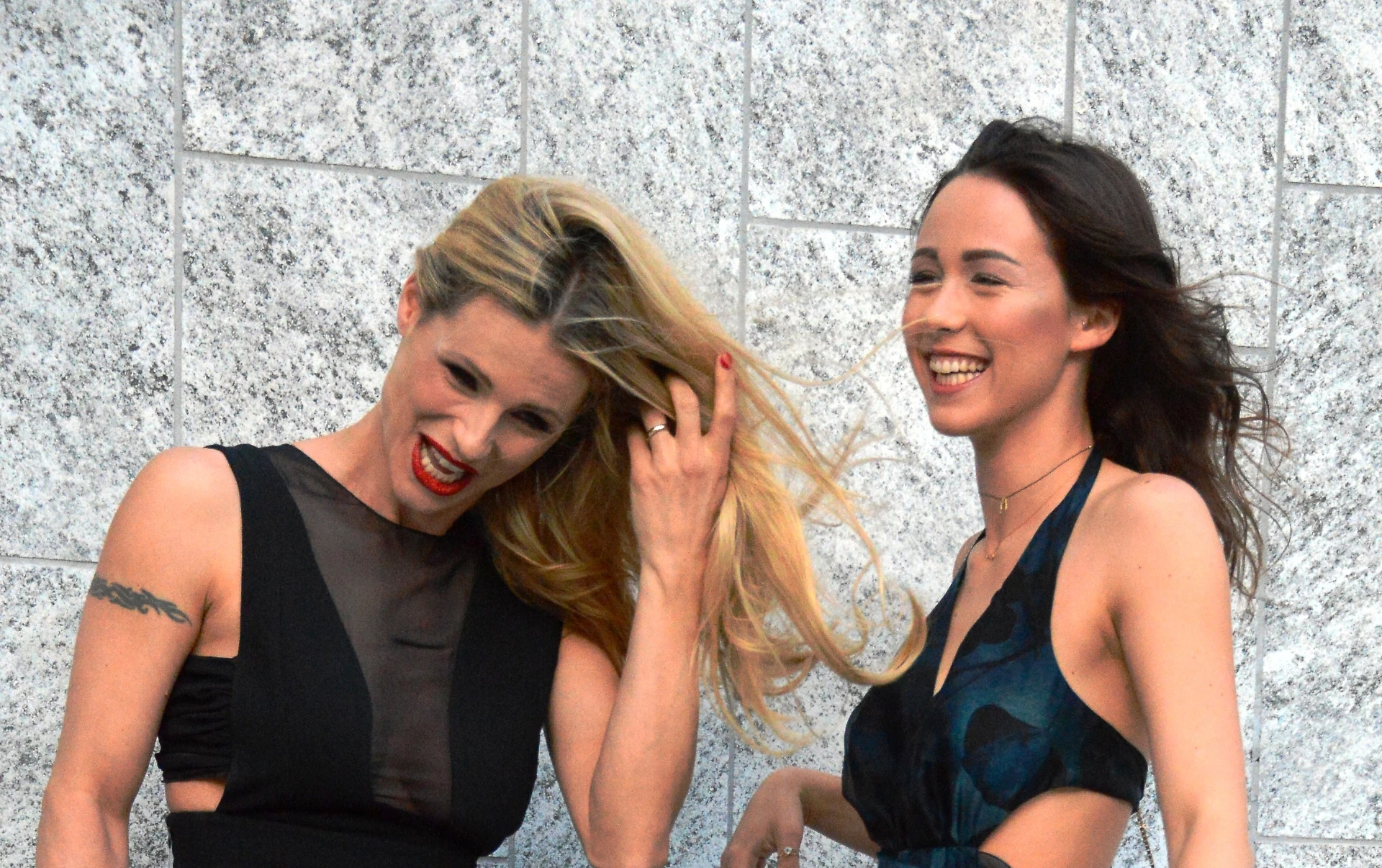 Aurora Ramazzotti, la clamorosa confessione sessuale: "La prima volta? A 18 anni al compleanno di mamma"