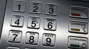 Meloni, la rivelazione sul bancomat: "Commissioni? Impossibile abolirle"