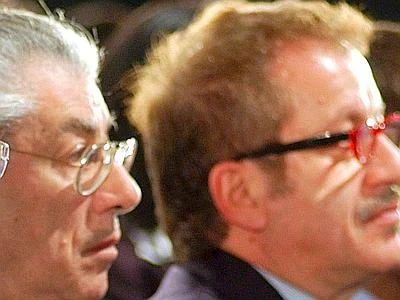Bossi contro Maroni: "Ha scoperto di avere culo più largo per stale su più poltrone"
