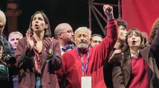 Pd, urla e slogan da liceali in piazza: cosa è la sinistra